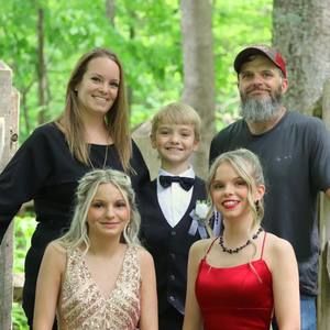 Meet your Posher, Casey